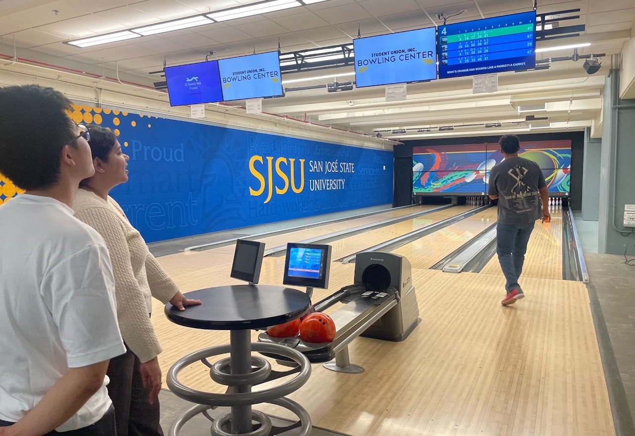 Spring 2025 Lab Outing: Bowling, photo 1